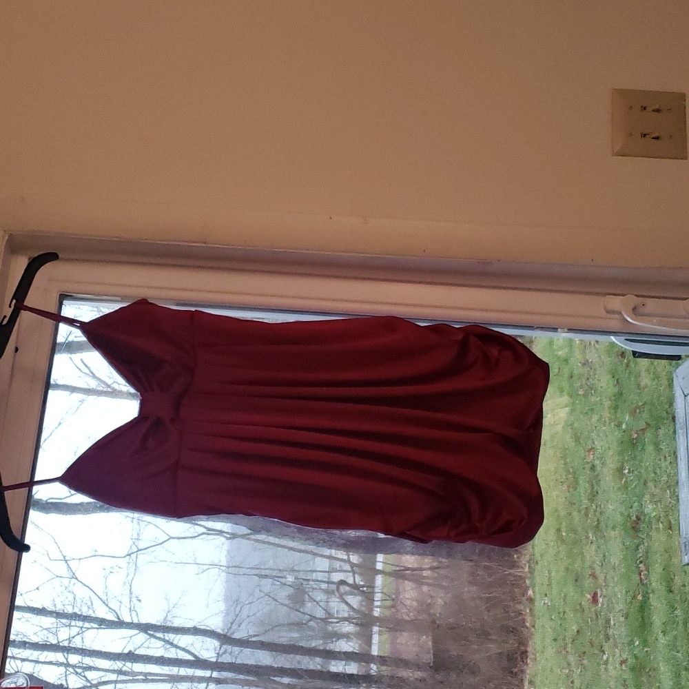 Ruby Rox Maroon Cocktail Dress V Neck Gathered Hem, Sz M